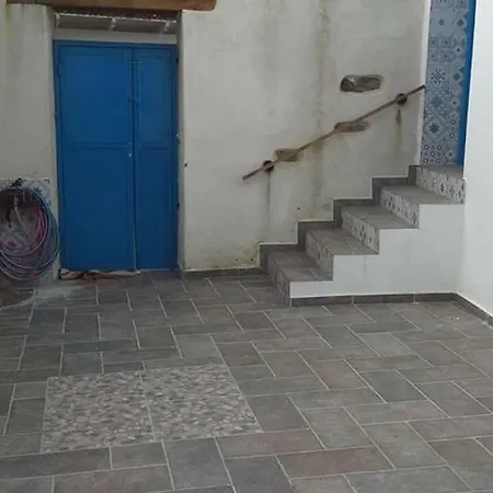 Xenios Zeus Fournario * Dhamarionas